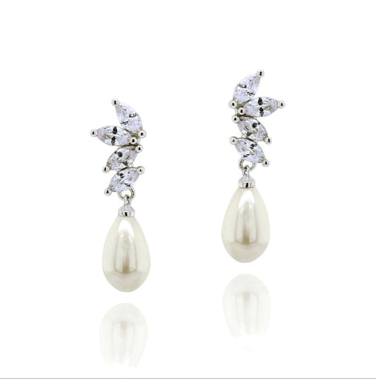 ASHBOURNE RHODIUM CRYSTAL CLUSTER PEARL DROP EARRINGS - OUThaus