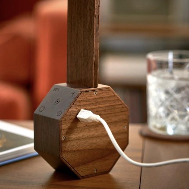 Desk Light Alarm - OUThaus