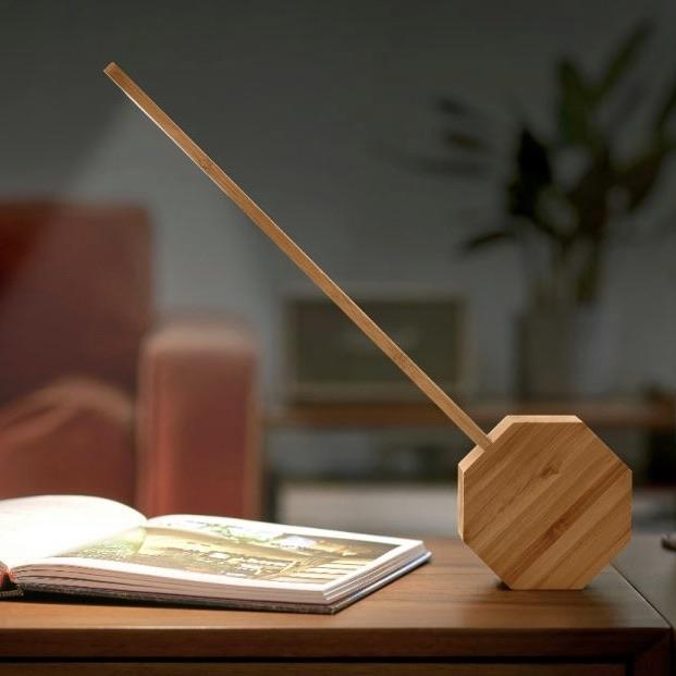 Desk Light Alarm - OUThaus
