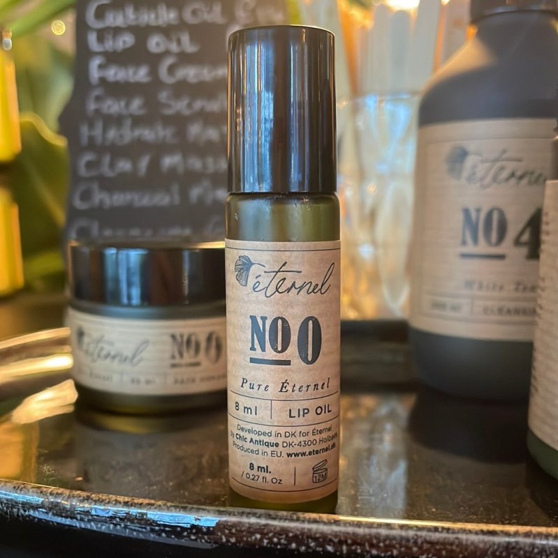 Eternel No.0 Lip Oil - OUThaus