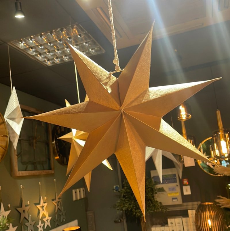 Paper Star Decorations Gold (M) - OUThaus