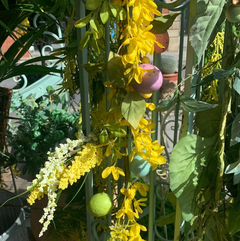 Easter forsythia Garland - OUThaus