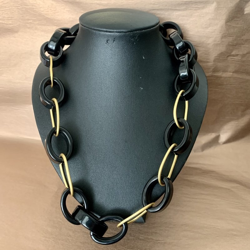 Interlocking Oval Necklace - OUThaus