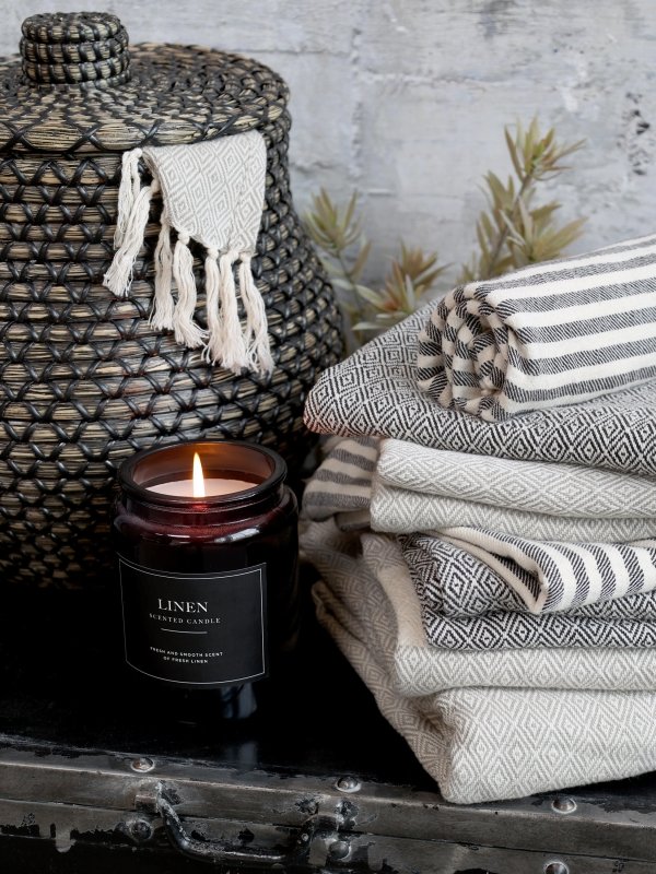 Lucon Scented Candle (Linen) - OUThaus