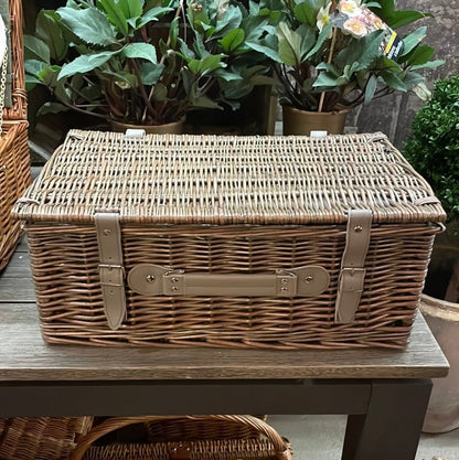 Luxury 4 Person Picnic Basket (Grey Tweed) - OUThaus