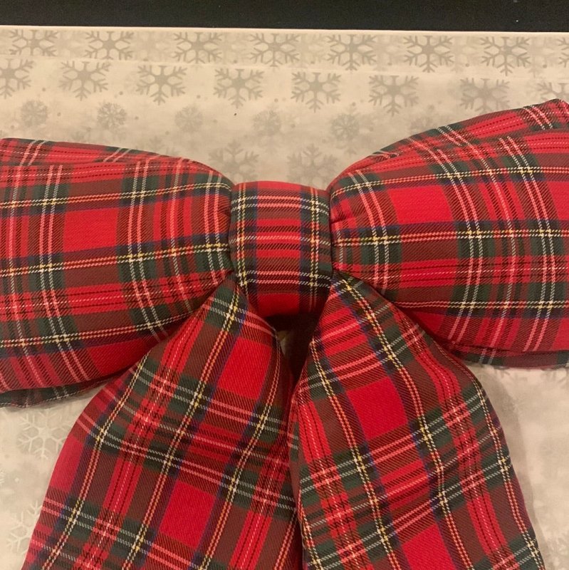 Tartan Bow (Medium) - OUThaus